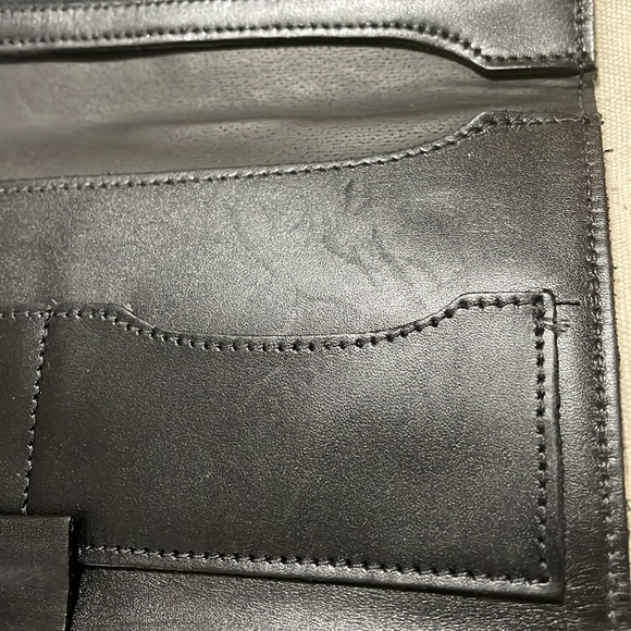 Vintage Roots Toronto Black Leather Wallet - Picture 6 of 8